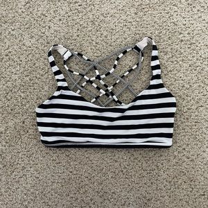 Lululemon Free to Be Bra
